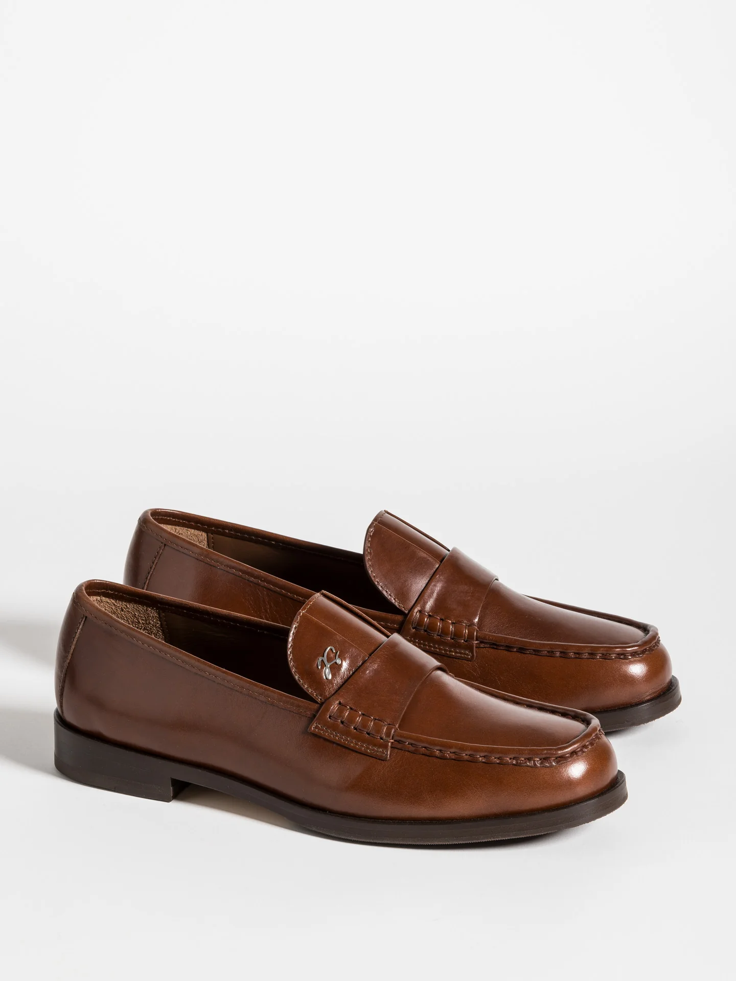 Dressy shoes
